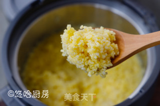 小米鸡蛋饼的做法步骤：3