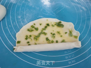 葱油饼的做法步骤：9