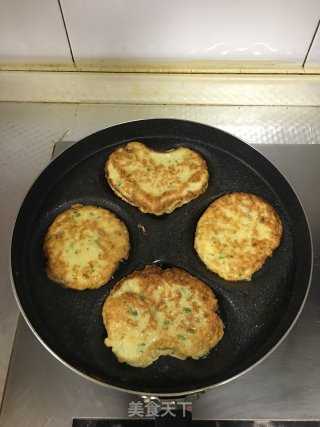 香葱鸡蛋萝卜丝油端的做法步骤：10