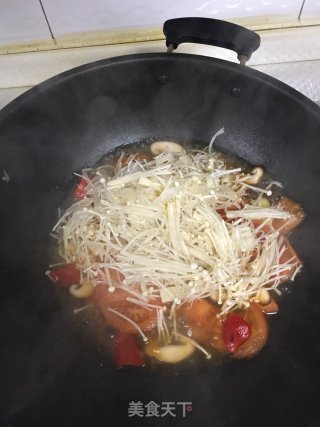 西红柿酸汤肥牛的做法步骤：11