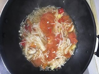 西红柿酸汤肥牛的做法步骤：12