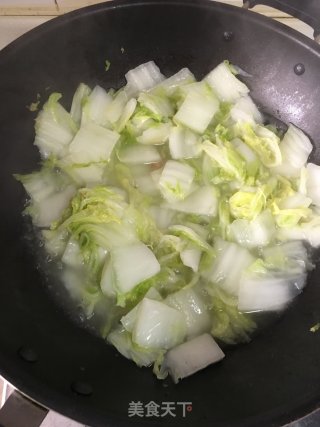肉肉砂锅的做法步骤：2