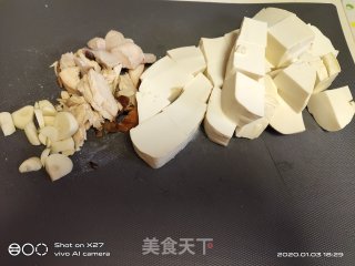肉片烧豆腐的做法步骤：1
