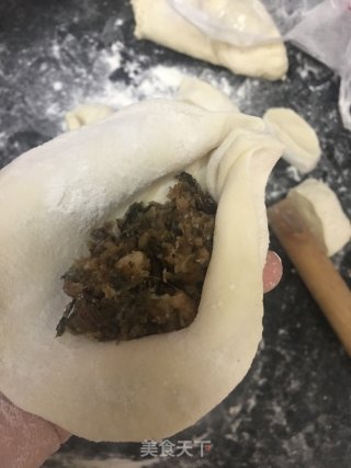 梅干菜发面饼的做法步骤：8