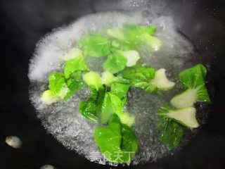 白菜鸡蛋粉丝的做法步骤：2