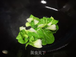 煮年糕面条的做法步骤：2