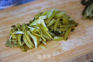 芹菜炒牛肉丝儿的做法步骤：10