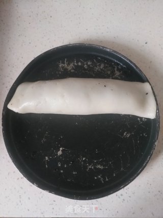 核桃芝麻糯米卷的做法步骤：11