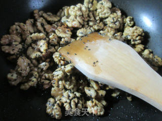 黑芝麻核桃仁的做法步骤：6