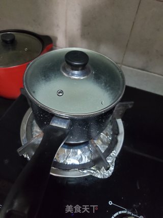 腊肠煲仔饭的做法步骤：5