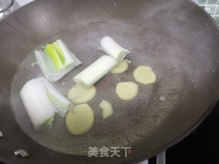 东坡肘子的做法步骤：4