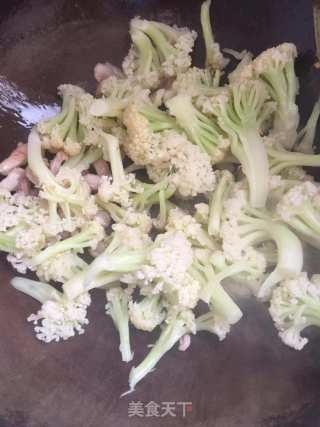 炒花菜的做法步骤：4