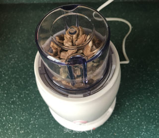 核桃芝麻粉的做法步骤：7