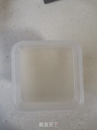 腊肠煲仔饭的做法步骤：1