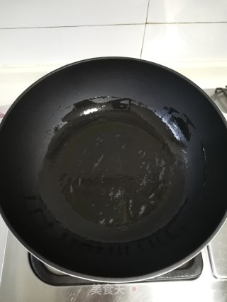 腊肠煲仔饭的做法步骤：3