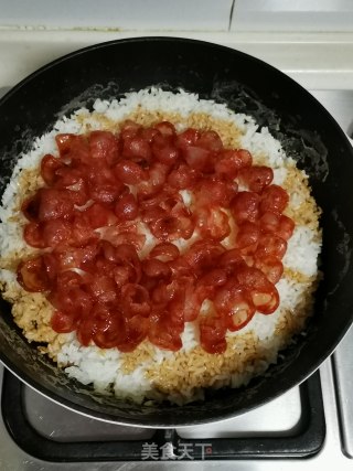 腊肠煲仔饭的做法步骤：9