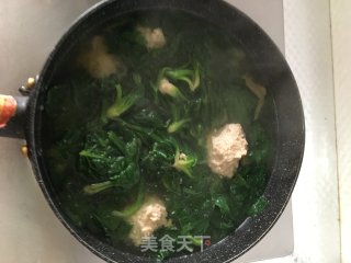 菠菜肉圆汤的做法步骤：6