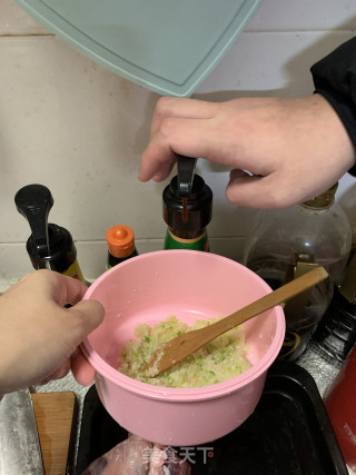 红酒烤羊排的做法步骤：2