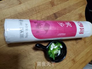 菌菇汤面的做法步骤：2