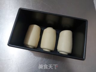 奶香手撕吐司的做法步骤：12
