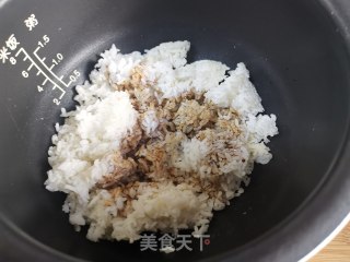 酱油炒饭的做法步骤：2
