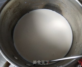 姜撞奶的做法步骤：4