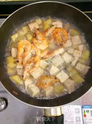 鲜虾炖豆腐的做法步骤：7