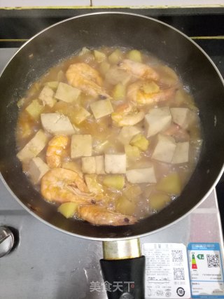 鲜虾炖豆腐的做法步骤：8