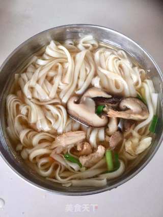 香菇肉丝面的做法步骤：9