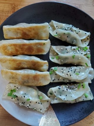 锅贴的做法步骤：17
