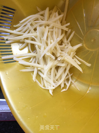 芹菜炒土豆的做法步骤：6
