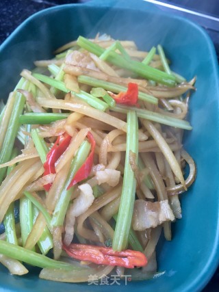 芹菜炒土豆的做法步骤：16