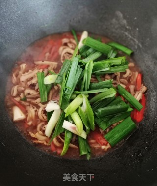 蒜苗炒猪肚的做法步骤：7