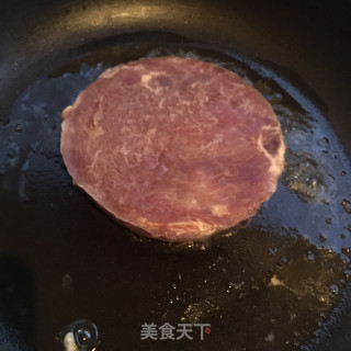 香煎牛排的做法步骤：3