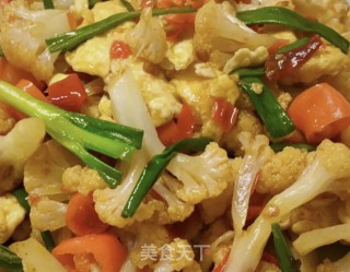 花菜炒鸡蛋的做法步骤：2