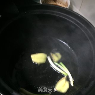 砂鍋五花肉白菜粉絲的做法步骤：6