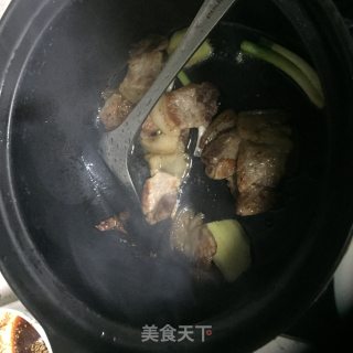 砂鍋五花肉白菜粉絲的做法步骤：7