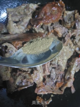 孜然鸭架的做法步骤：6