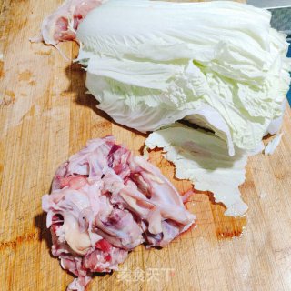 鸡架白菜的做法步骤：1