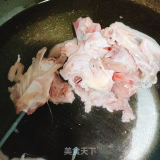 鸡架白菜的做法步骤：2