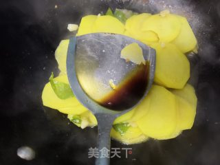 青椒土豆片的做法步骤：8