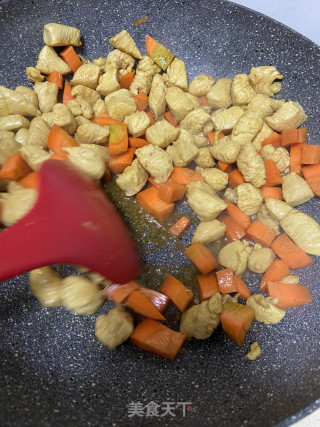 低脂鸡胸肉的做法步骤：2