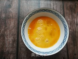 螺丝椒蕃茄炒鸡蛋的做法步骤：3