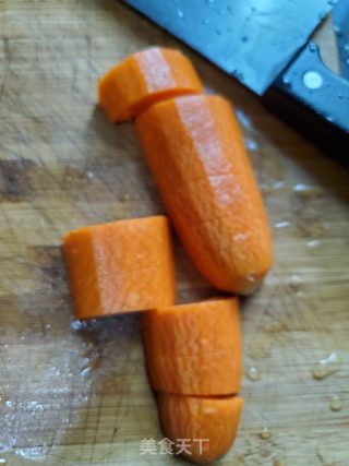 薰腊猪蹄煲山药的做法步骤：6