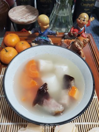 薰腊猪蹄煲山药的做法步骤：11