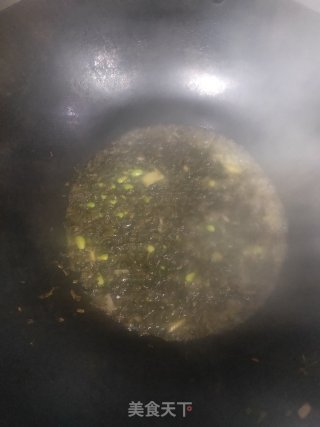 雪菜烧毛豆的做法步骤：4