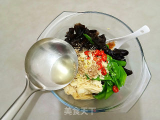 荷兰豆拌腐竹的做法步骤：6