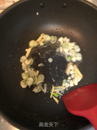 番茄巴沙鱼的做法步骤：4