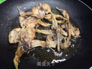 孜然鹌鹑的做法步骤：6
