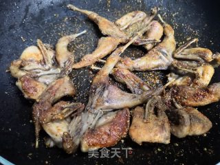 孜然鹌鹑的做法步骤：8